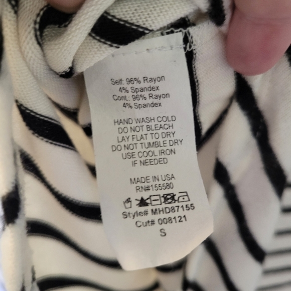 NWOT Anthropologie Maronie  Hi-Low Hooded Pullover Top Black White Stripe Size S - Picture 9 of 10